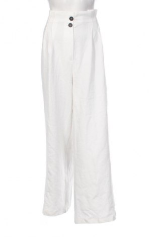 Damenhose Bershka, Größe M, Farbe Weiß, Preis € 14,77