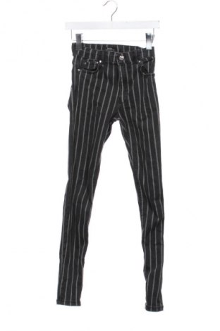 Dámské kalhoty  Bershka, Velikost XS, Barva Vícebarevné, Cena  418,00 Kč