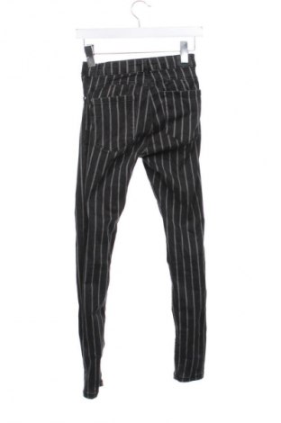 Dámské kalhoty  Bershka, Velikost XS, Barva Vícebarevné, Cena  418,00 Kč