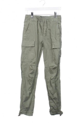 Damskie spodnie Bershka, Rozmiar XS, Kolor Zielony, Cena 36,99 zł