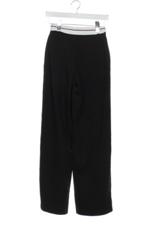 Dámské kalhoty  Bershka, Velikost XXS, Barva Černá, Cena  418,00 Kč