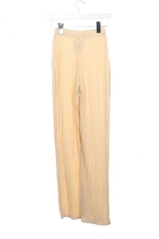 Γυναικείο παντελόνι Boohoo, Μέγεθος XXS, Χρώμα  Μπέζ, Τιμή 6,99 €