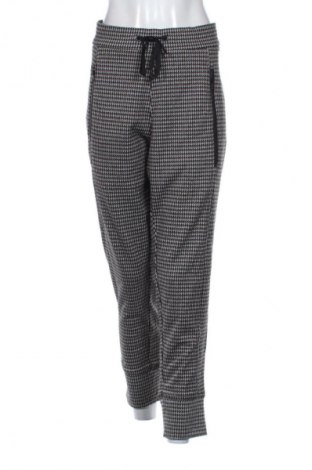 Дамски панталон C&A, Размер XXL, Цвят Многоцветен, Цена 8,18 €