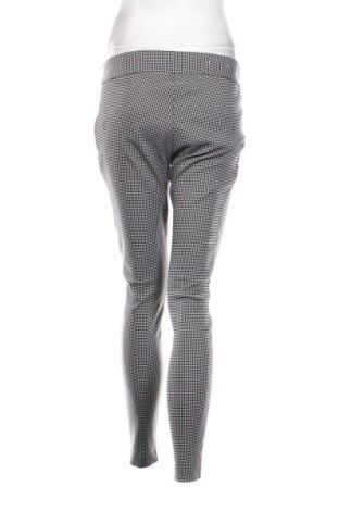 Pantaloni de femei Calvin Klein, Mărime M, Culoare Multicolor, Preț 739,42 Lei