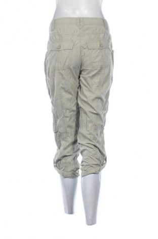 Damenhose Canda, Größe M, Farbe Grün, Preis € 10,99