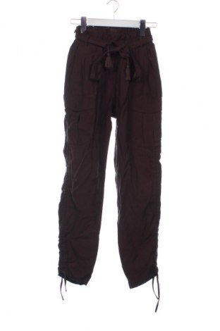 Pantaloni de femei Cream, Mărime XS, Culoare Maro, Preț 220,02 Lei