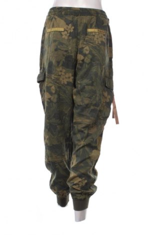 Дамски панталон Desigual, Размер M, Цвят Многоцветен, Цена 23,51 €