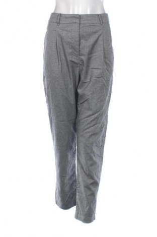 Дамски панталон Esprit, Размер M, Цвят Сив, Цена 6,64 €