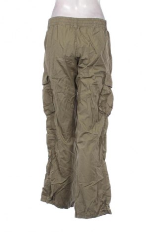 Дамски панталон H&M Divided, Размер M, Цвят Зелен, Цена 5,62 €