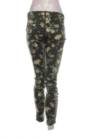 Дамски панталон H&M L.O.G.G., Размер M, Цвят Многоцветен, Цена 9,20 €