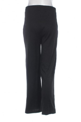 Дамски панталон NA-KD, Размер L, Цвят Черен, Цена 7,66 €