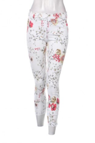 Damenhose NEW COLLECTION, Größe M, Farbe Mehrfarbig, Preis € 21,00