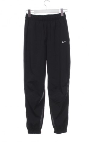 Dámske tepláky Nike, Veľkosť XS, Farba Čierna, Cena  21,00 €