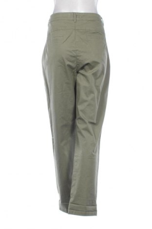 Pantaloni de femei Reserved, Mărime XL, Culoare Verde, Preț 78,20 Lei