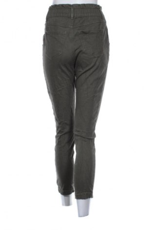 Дамски панталон Reserved, Размер S, Цвят Зелен, Цена 14,82 €