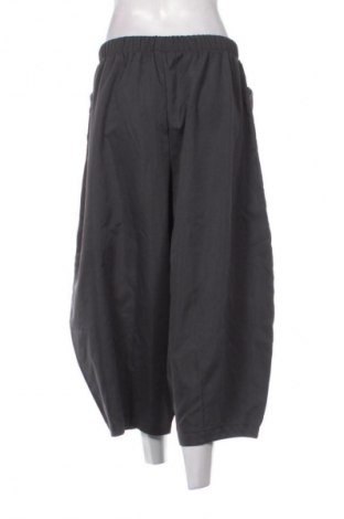 Damskie spodnie SHEIN, Rozmiar XL, Kolor Szary, Cena 80,38 zł