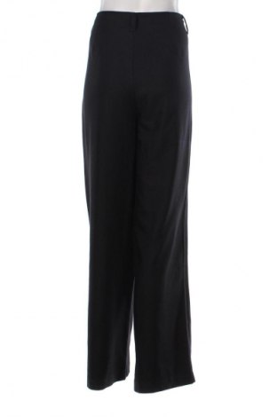 Dámské kalhoty  Stradivarius, Velikost M, Barva Černá, Cena  366,00 Kč