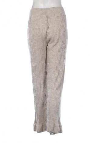 Дамски панталон Trendyol, Размер M, Цвят Бежов, Цена 7,66 €