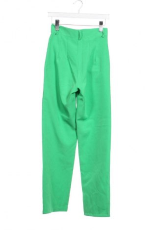 Дамски панталон Unbranded, Размер XS, Цвят Зелен, Цена 6,13 €