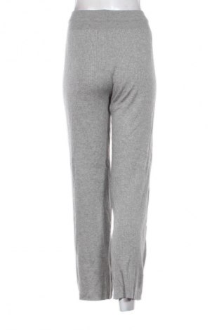 Damenhose Uniqlo, Größe M, Farbe Grau, Preis € 12,99