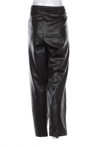 Dámské kalhoty  Vero Moda, Velikost 4XL, Barva Černá, Cena  179,00 Kč