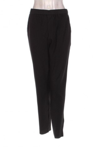 Pantaloni de femei Zara, Mărime XL, Culoare Negru, Preț 60,99 Lei