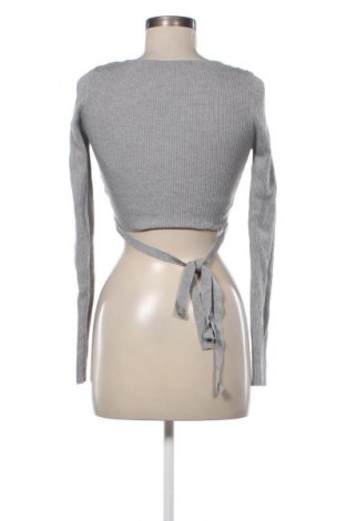 Γυναικείο πουλόβερ Fashion nova, Μέγεθος M, Χρώμα Γκρί, Τιμή 15,00 €