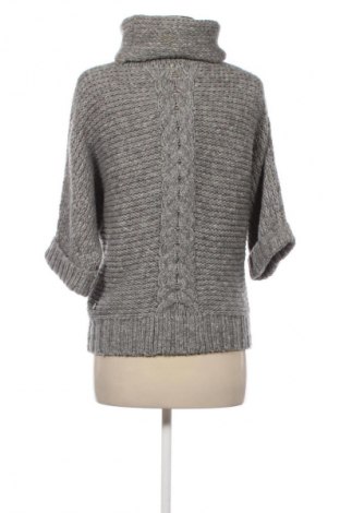 Dámský svetr Hugo Boss, Velikost S, Barva Šedá, Cena  1 699,00 Kč