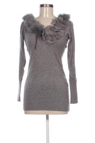 Dámský svetr Unbranded, Velikost M, Barva Šedá, Cena  420,00 Kč