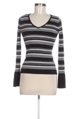 Női pulóver Yessica, Méret S, Szín Sokszínű, Ár 9 274 Ft