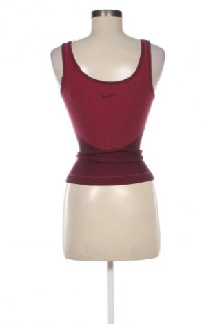 Γυναίκειο αθλητικό τοπ Nike, Μέγεθος XS, Χρώμα Κόκκινο, Τιμή 15,99 €