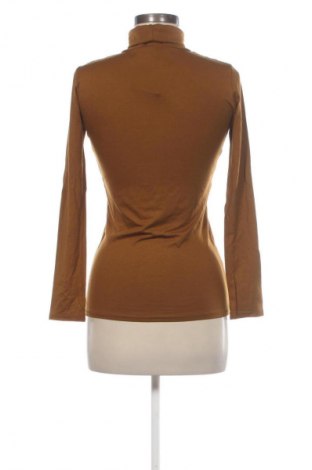 Helancă de femei Makadamia, Mărime S, Culoare Maro, Preț 145,99 Lei