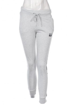 Дамско спортно долнище Adidas Originals, Размер M, Цвят Сив, Цена 19,42 €
