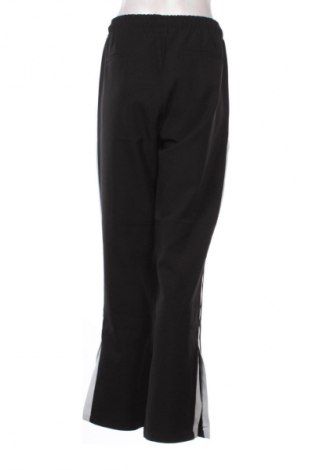 Damen Sporthose Miss Esta, Größe M, Farbe Mehrfarbig, Preis € 17,00