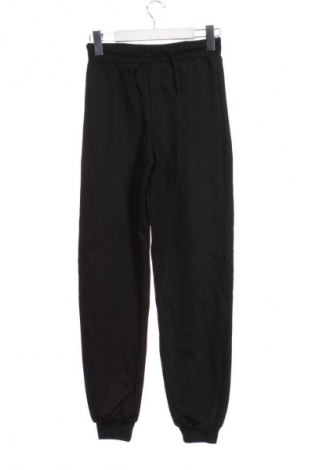 Női sport nadrág Pretty Little Thing, Méret XXS, Szín Fekete, Ár 3 789 Ft