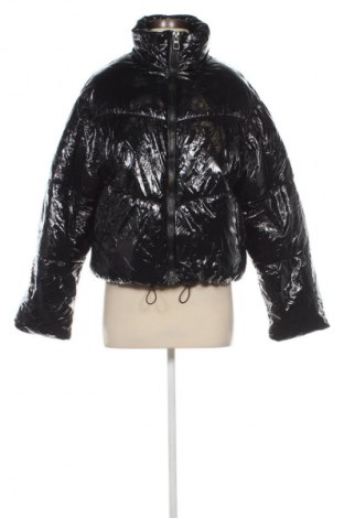 Dámska bunda  Bershka, Veľkosť S, Farba Čierna, Cena  25,95 €