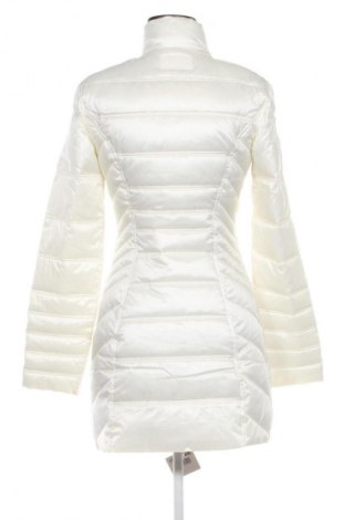 Damenjacke Guess, Größe M, Farbe Ecru, Preis 177,99 €