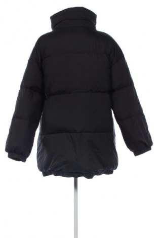 Dámská bunda  Numph, Velikost M, Barva Černá, Cena  4 049,00 Kč