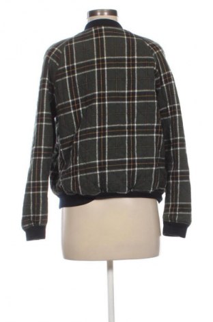 Női dzseki Pull&Bear, Méret L, Szín Sokszínű, Ár 8 897 Ft