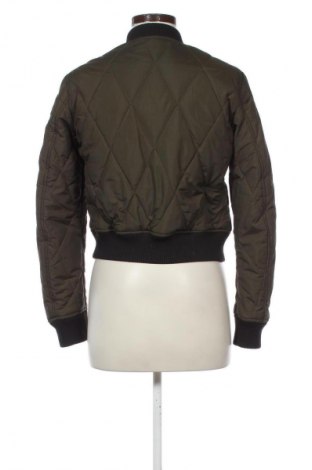 Γυναικείο μπουφάν Urban Classics, Μέγεθος M, Χρώμα Πράσινο, Τιμή 8,99 €