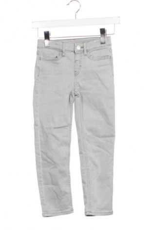 Kinderjeans H&M, Größe 5-6y/ 116-122 cm, Farbe Grau, Preis € 7,99