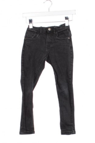 Kinderjeans Reserved, Größe 6-7y/ 122-128 cm, Farbe Schwarz, Preis 16,42 €