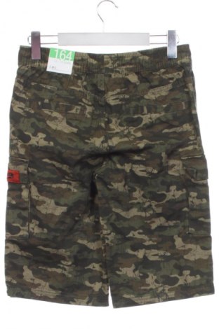 Kinder Shorts Y.F.K., Größe 12-13y/ 158-164 cm, Farbe Mehrfarbig, Preis € 12,00