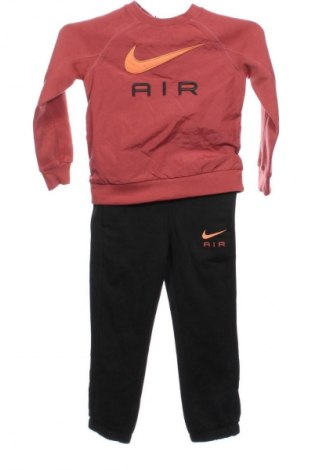 Kinder - Set Nike, Größe 4-5y/ 110-116 cm, Farbe Mehrfarbig, Preis € 62,99