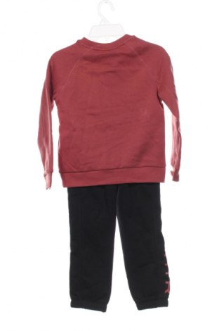 Kinder - Set Nike, Größe 4-5y/ 110-116 cm, Farbe Mehrfarbig, Preis € 62,99