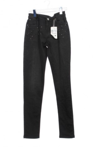 Dětské kalhoty  C&A, Velikost 15-18y/ 170-176 cm, Barva Černá, Cena  249,00 Kč