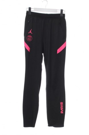 Kinder Sporthose Air Jordan Nike, Größe 14-15y/ 168-170 cm, Farbe Schwarz, Preis 22,99 €