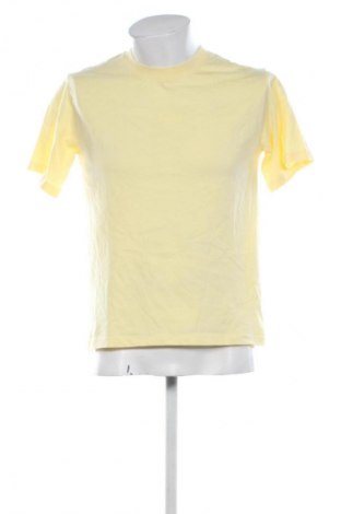 Ανδρικό t-shirt Closed, Μέγεθος S, Χρώμα Κίτρινο, Τιμή 34,99 €