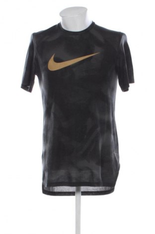 Мъжка тениска Nike, Размер M, Цвят Многоцветен, Цена 15,33 €