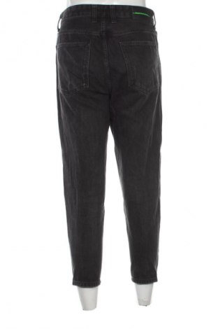 Ανδρικό τζίν Bershka, Μέγεθος M, Χρώμα Γκρί, Τιμή 10,99 €